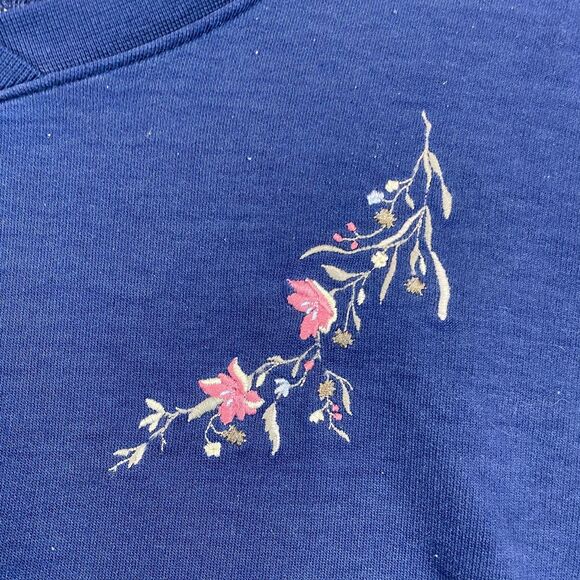 Northern Reflections Sweatshirt Women Large Blue V-Neck Flowers Embroidered - Picture 2 of 9